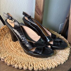 Sofft Black Croc-Embossed Slingback Heels